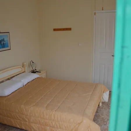 Casa de hóspedes Kardoulis Milos Island