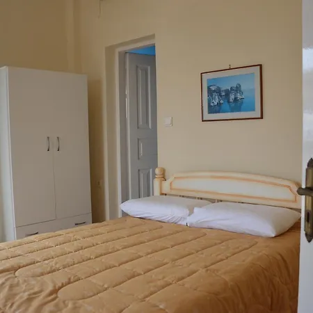 Kardoulis Guest house